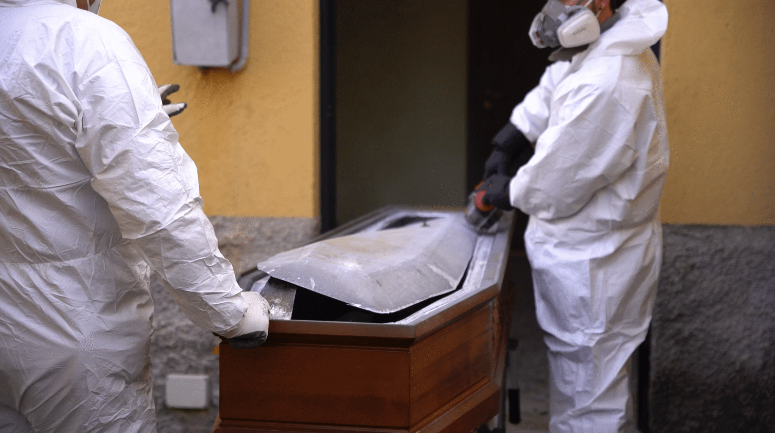Non mancano le competenze: manca la volontà politica di dare un nome ai morti